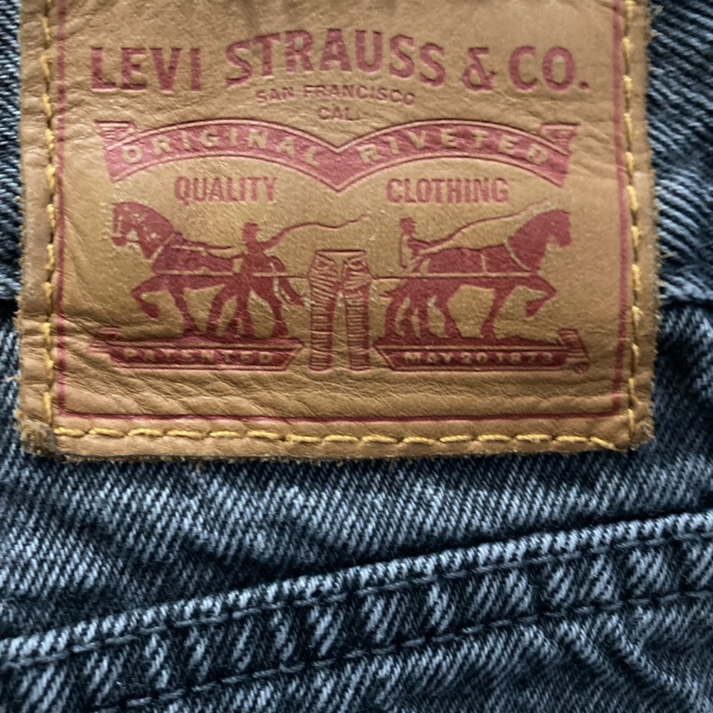 📺Vintage Levi's Classic Women's Jeans - Color  Washed Gray Size : 28 - Picture 7 of 8